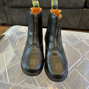 Moretta horse back riding boots - Black - Zip up closure with loop